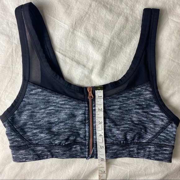 Lululemon Drop It Like It's Hot Sports Bra Size 6 - Picture 6 of 16